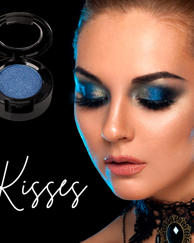 pink and blue eyeshadow